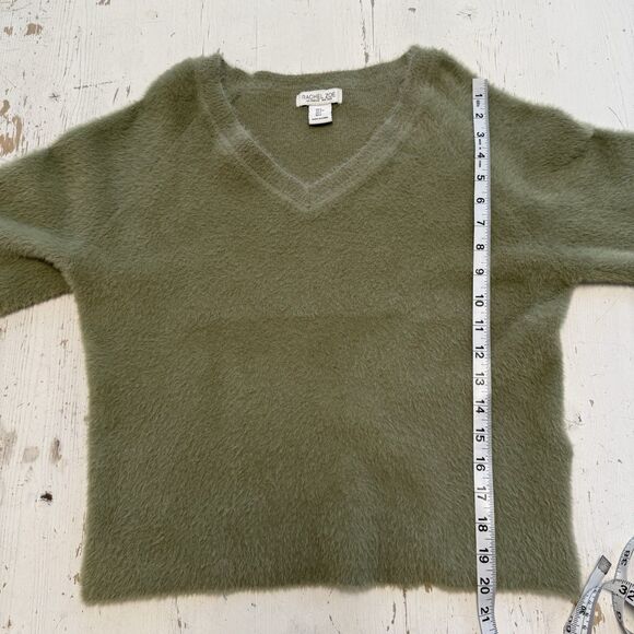 Rachael Zoe Sweater Small Teddy Bear Fluffy Fuzzy V-Neck Soft Green Cozy Warm - Picture 8 of 10
